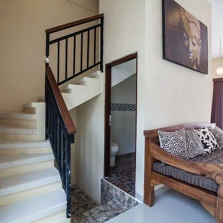 Villa De Kerobokan Dalung  Екстериор снимка